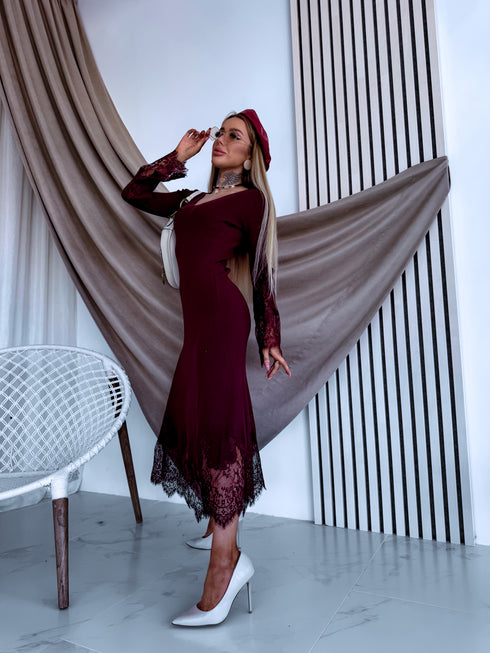 Adīta kleita "EMBER FIRE 552" - BORDO